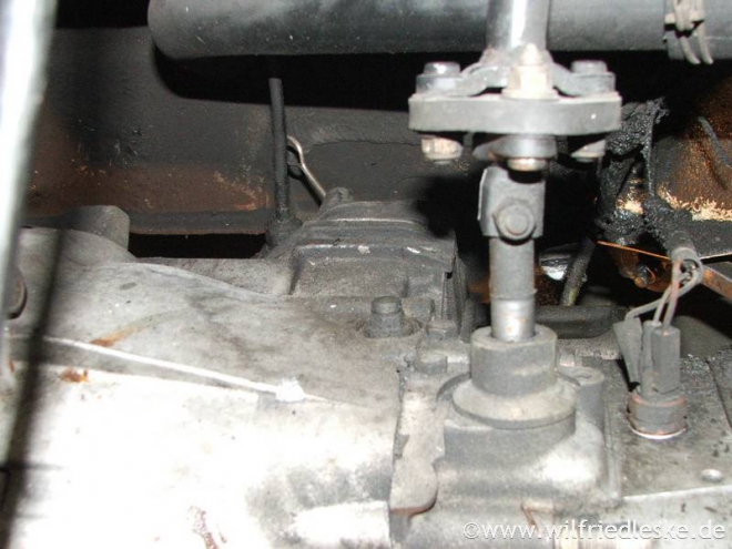 Motor Ausbau 21 20140127 1242298149