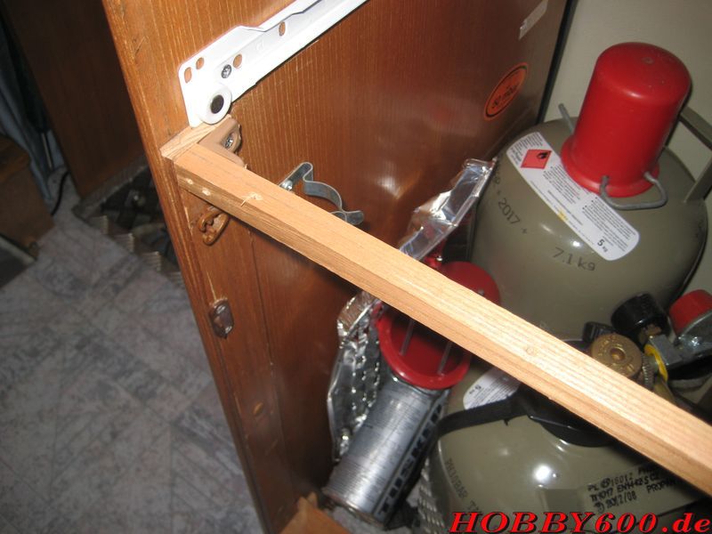 Gasflaschenschrank schublade 030