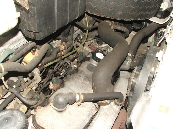 peugeotmotor2.jpg